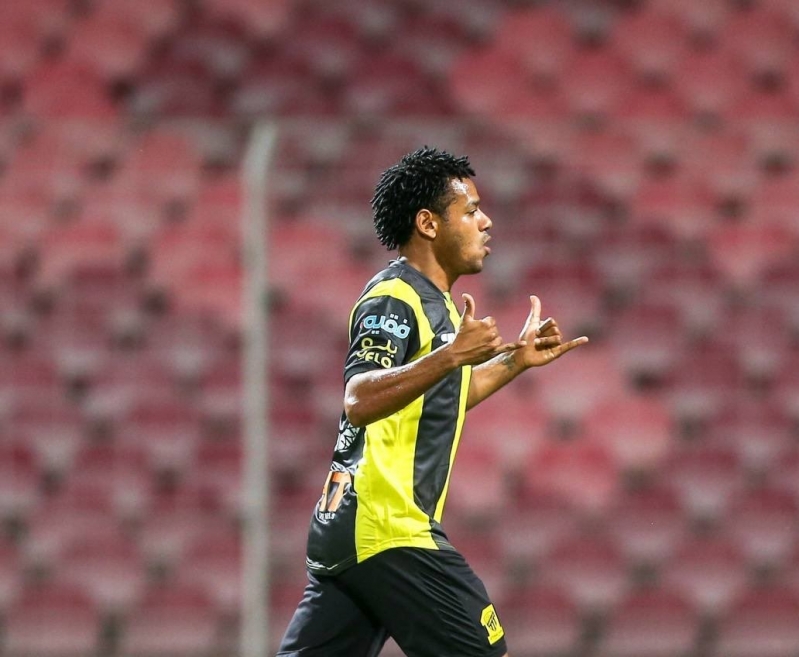 الفيصلي يُعرقل الاتحاد بثلاثية في دوري محمد بن سلمان 2 رومارينيو