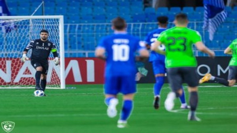 قرارات متوقعة لتهدئة الهلاليين 4 المعيوف في مباراة الهلال وأجمك