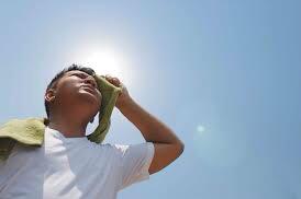 صورة وقاية تنشر الدليل الارشادي لآثار التعرض لحرارة الشمس المرتفعة 