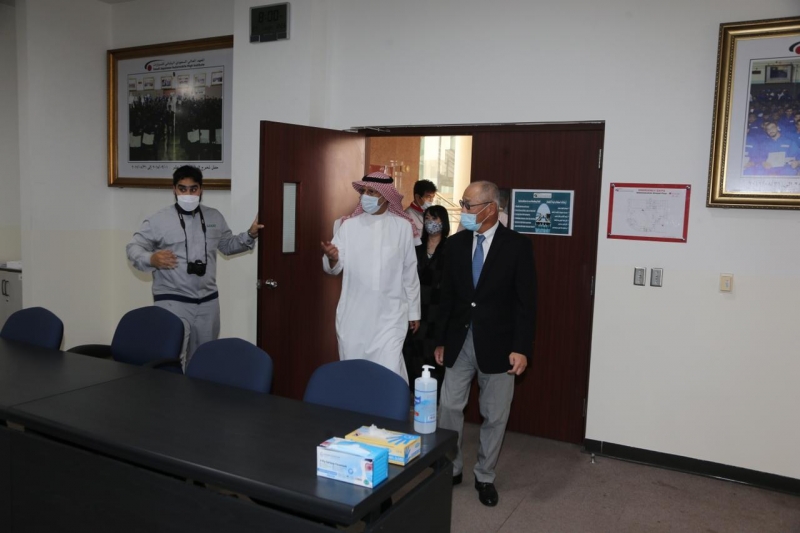 السفير الياباني بالمملكة : تجربة اللقاح عظيمة والسعودية لم تفرق بين مواطن ومقيم - المواطن