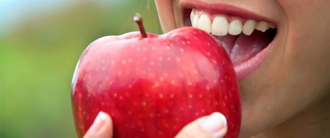صورة هل تناول التفاح يوميًّا يضر الجسم؟