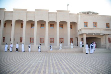 صورة انتظام مليون طالب وطالبة في 4700 مدرسة بـ الرياض