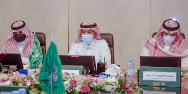 صورة أمير الجوف ووزير الإسكان يشهدان توقيع اتفاقية ثلاثية لتوفير وحدات سكنية بالمنطقة